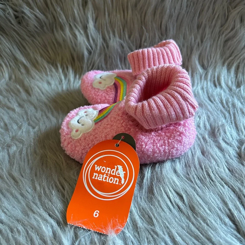 Wonder Nation Slippers Baby Girl Size 6 Pink Fuzzy Rainbow Shoes 18 Months NEW